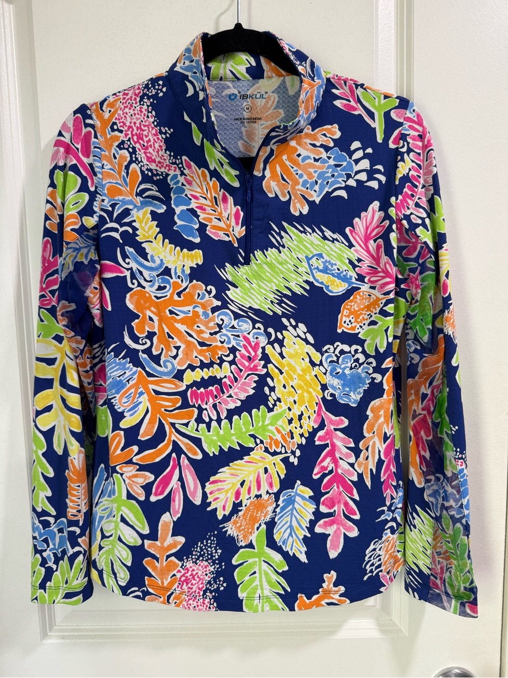 IBKul Long Sleeve 1/4 Zip Mock Neck Top Botanical Blue Print M
